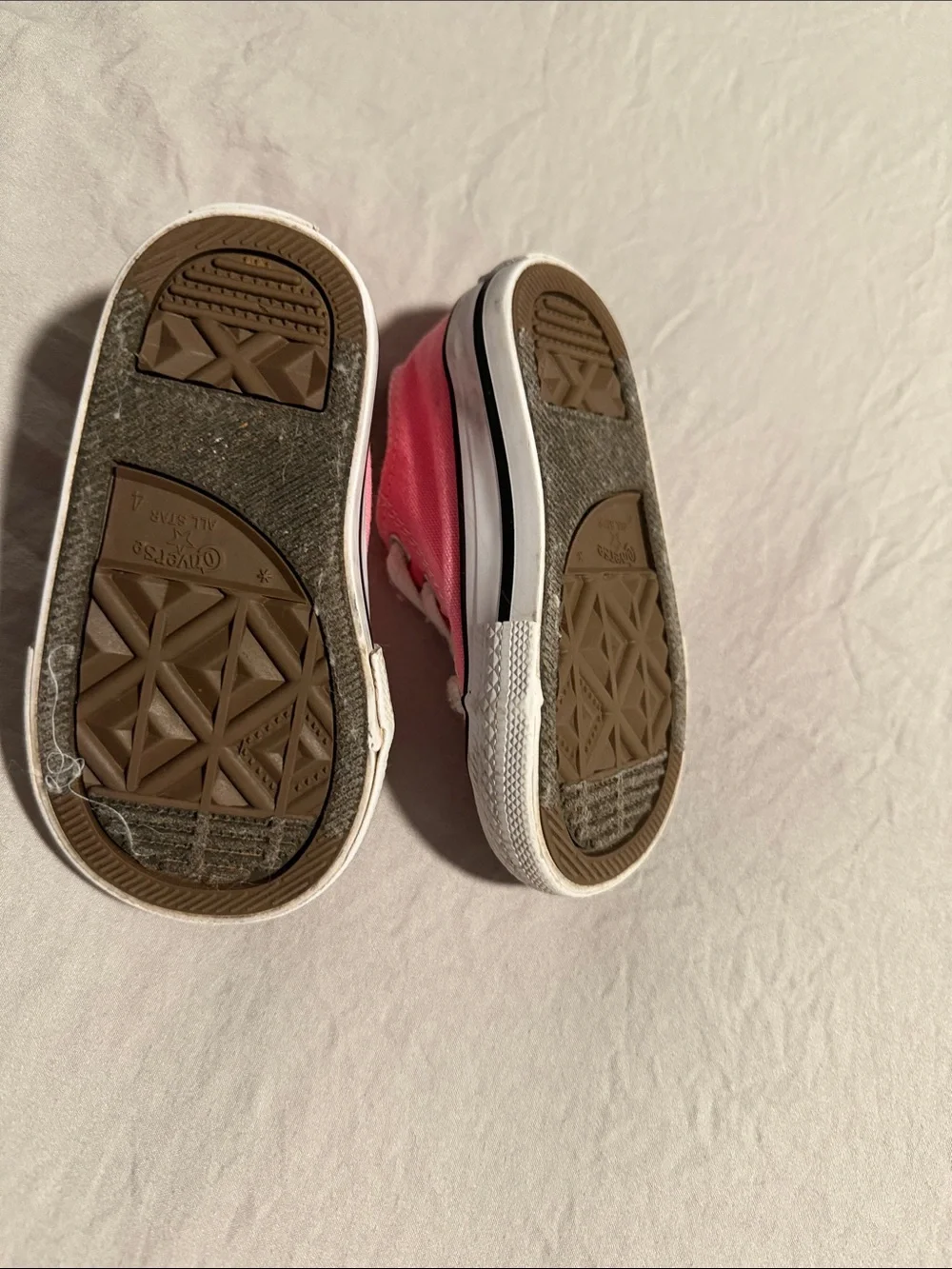 Converse Kids Pink Low-Top Canvas Sneakers with White Laces